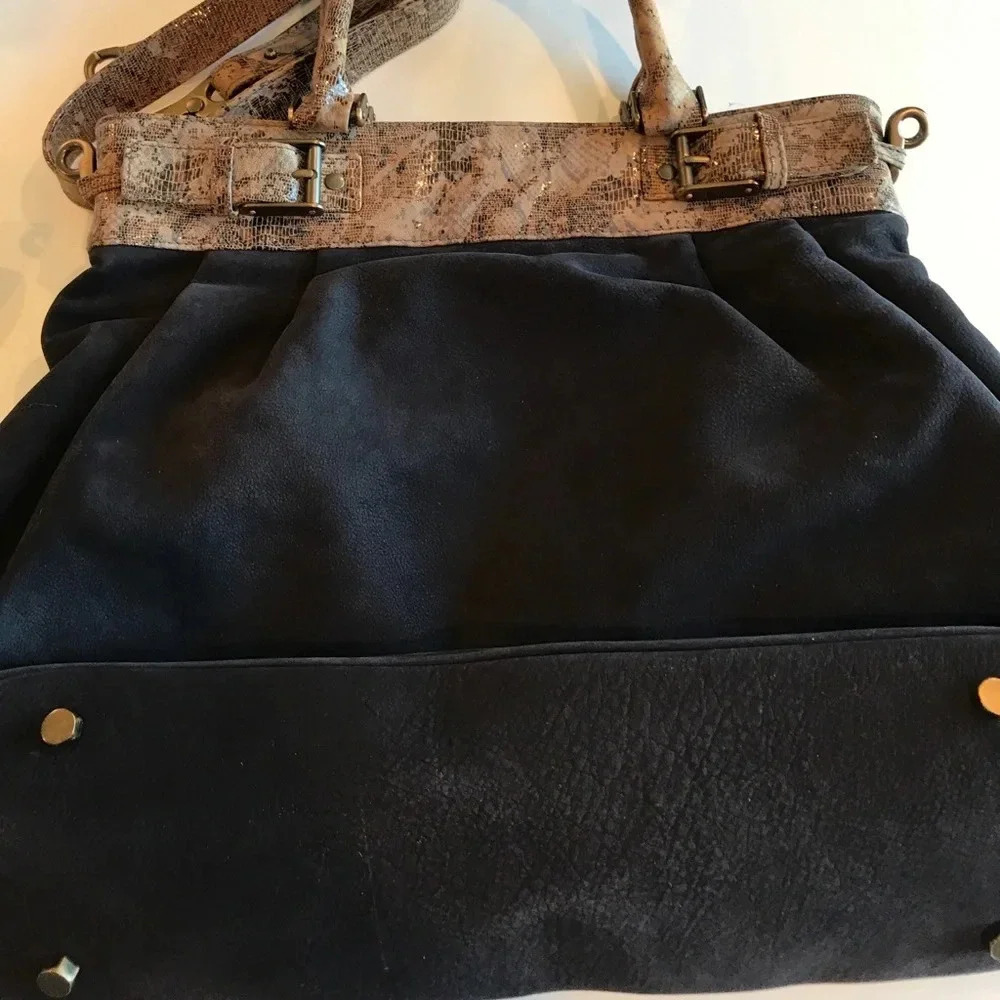 W by worth black purse - Picture 6 of 12